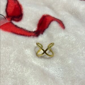 Elegant Gold-Tone Women's Ring